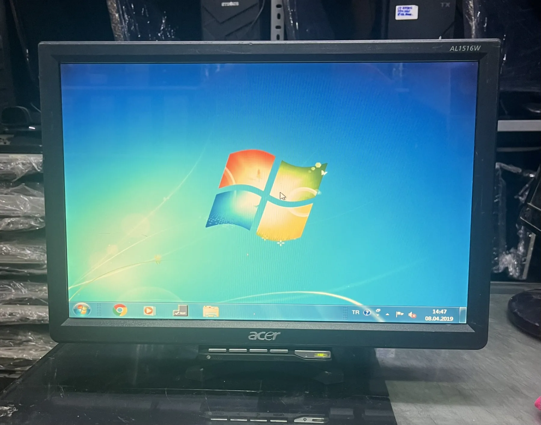 Acer AL1516W 15.4 İNÇ WİDESCREEN TFT PARLAK SİYAH LCD MONİTÖR (2 EL Ürün)