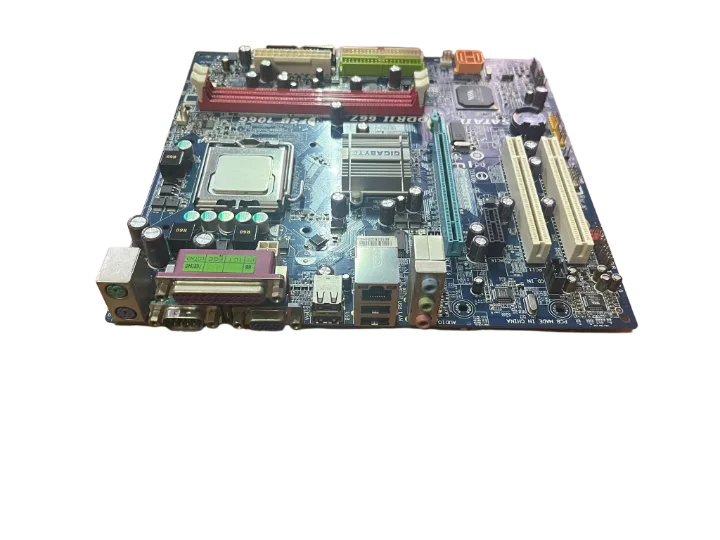 GIGABYTE Ga-vm900m- REV.2.0 LGA SOKET 775PİN DDR2 Matx Anakart( 2 EL Ürün)