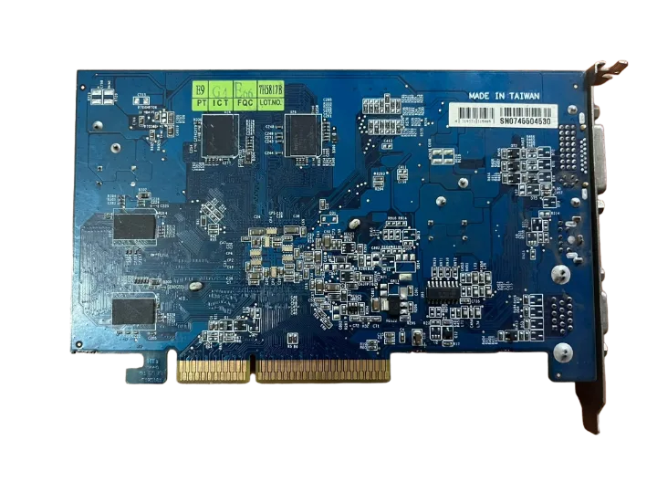GIGABYTE ATI RADEON X1050-9550 256MB DDR2 128BİT AGP Ekran Kartı(2 EL Ürün)
