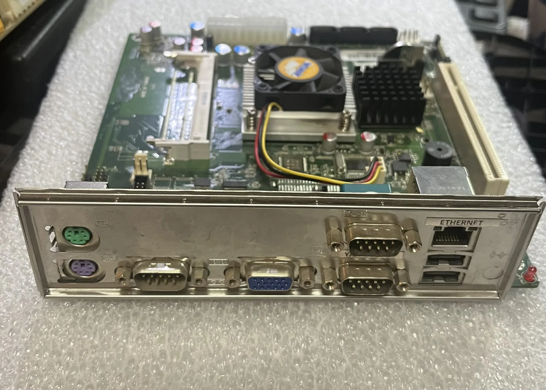 ENDAT 4600 Intel Atom D525 CPU (1.8ghz, Dual Core) ITX Anakart (2 EL Ürün)
