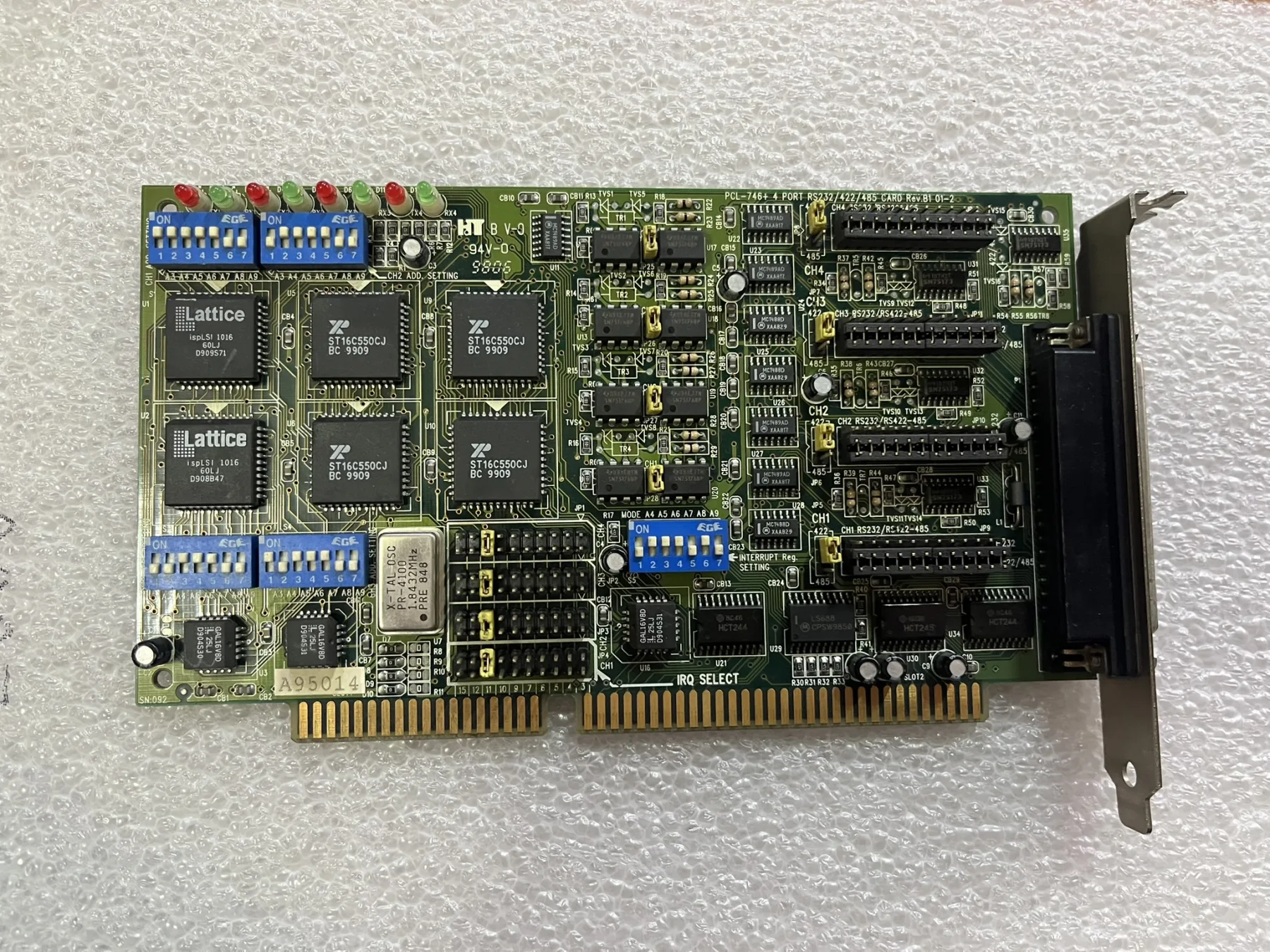 Advantech Pcl-746+ 4 PORT Rs-232/422/485 İSA VERİ İLETİŞİM KARTI
