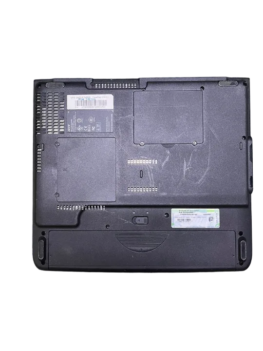 Acer TRAVELMATE 2000 İNTEL CELERON 2.6GHZ DİZÜSTÜ BİLGİSAYAR (retro)