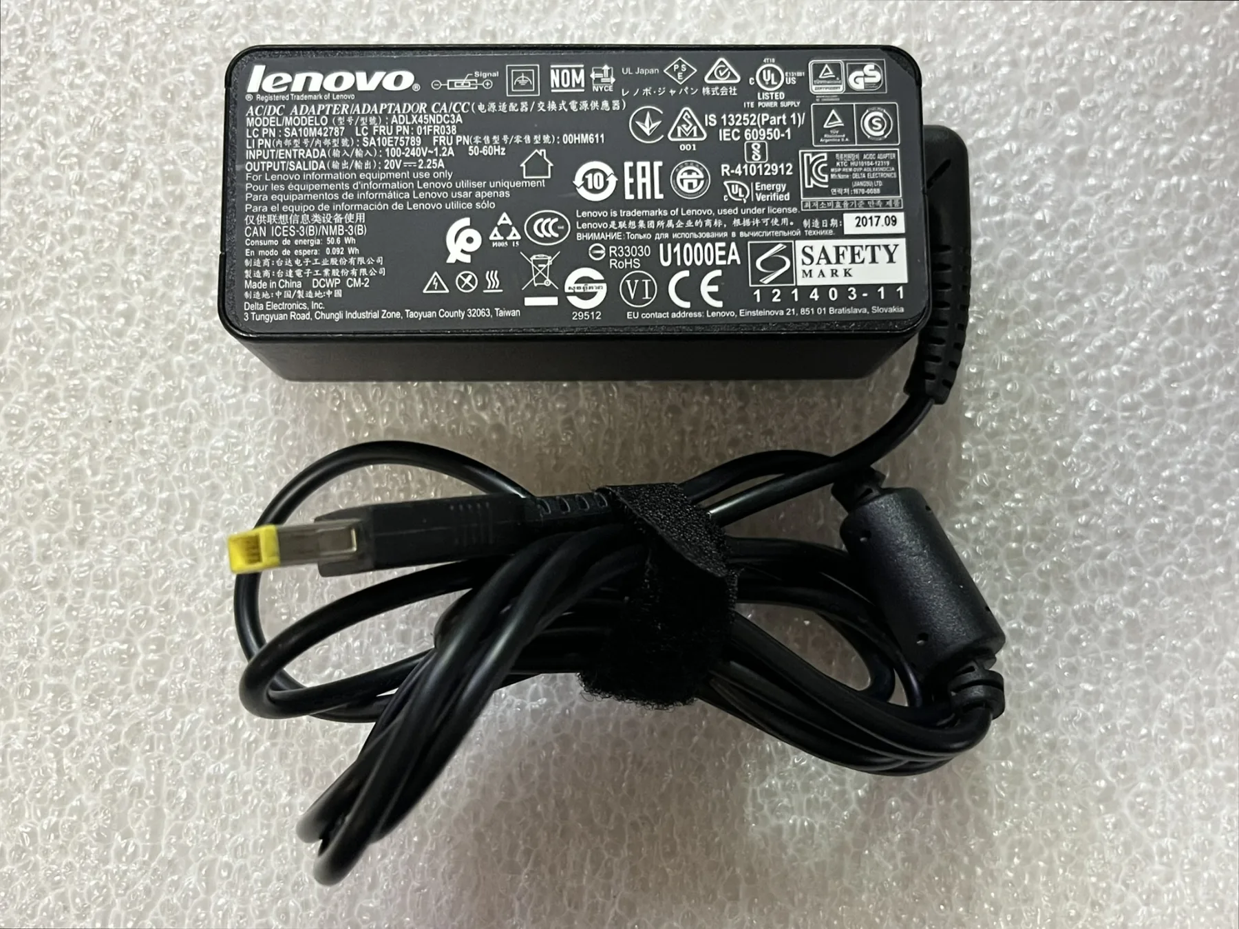 Lenovo 20V 2.25A 45W USB Tip Notebook Adaptörü ADLX45NDC3A + Güç Kablosu