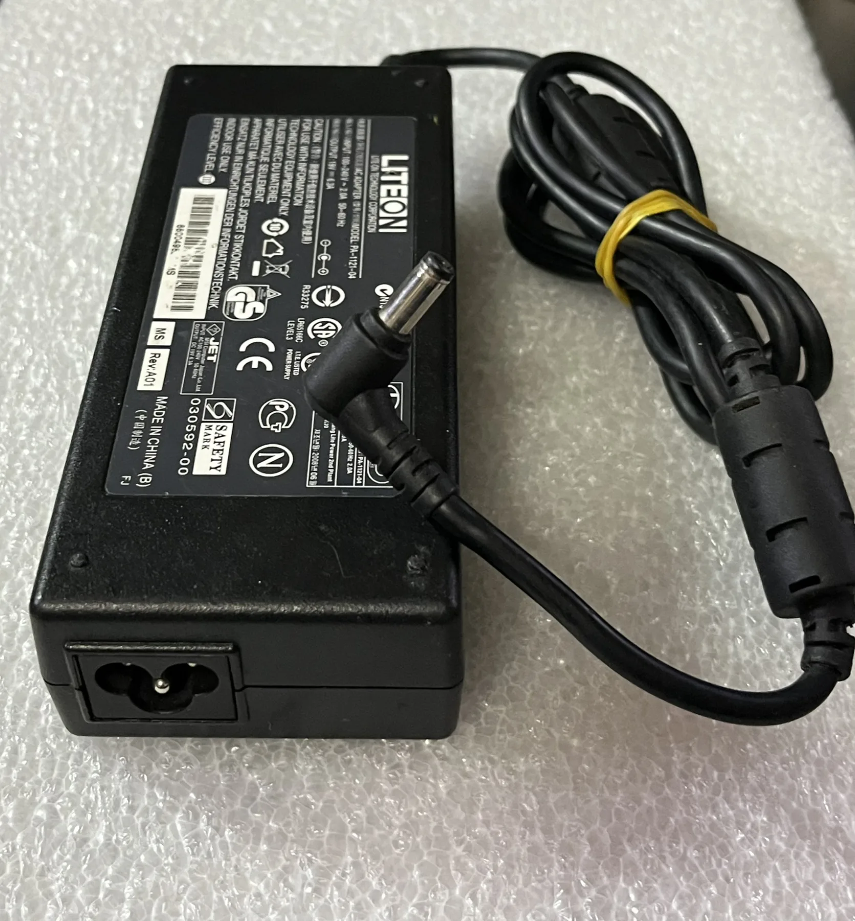 LITEON Pa-1121-04 19V 6.3A 120W LAPTOP ADAPTÖR ORJİNAL