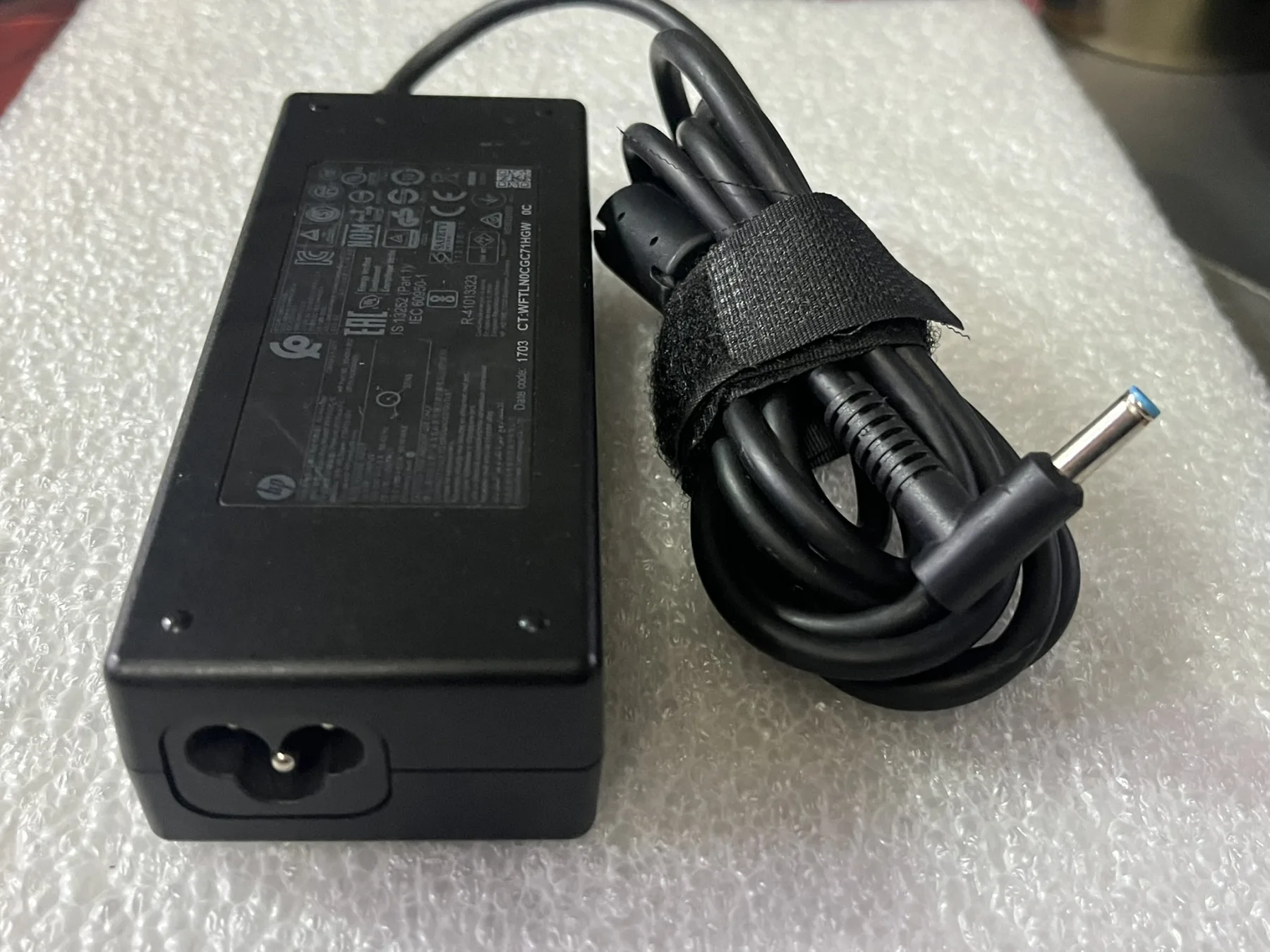 HP Ppp012dc-s 19.5V 4.64A 90W MAVİ İNCE İĞNE UÇ LAPTOP ADAPTÖR 2 EL ÜRÜN