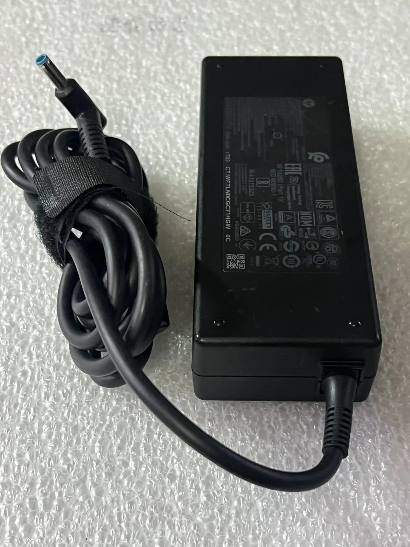 HP Ppp012dc-s 19.5V 4.64A 90W MAVİ İNCE İĞNE UÇ LAPTOP ADAPTÖR 2 EL ÜRÜN