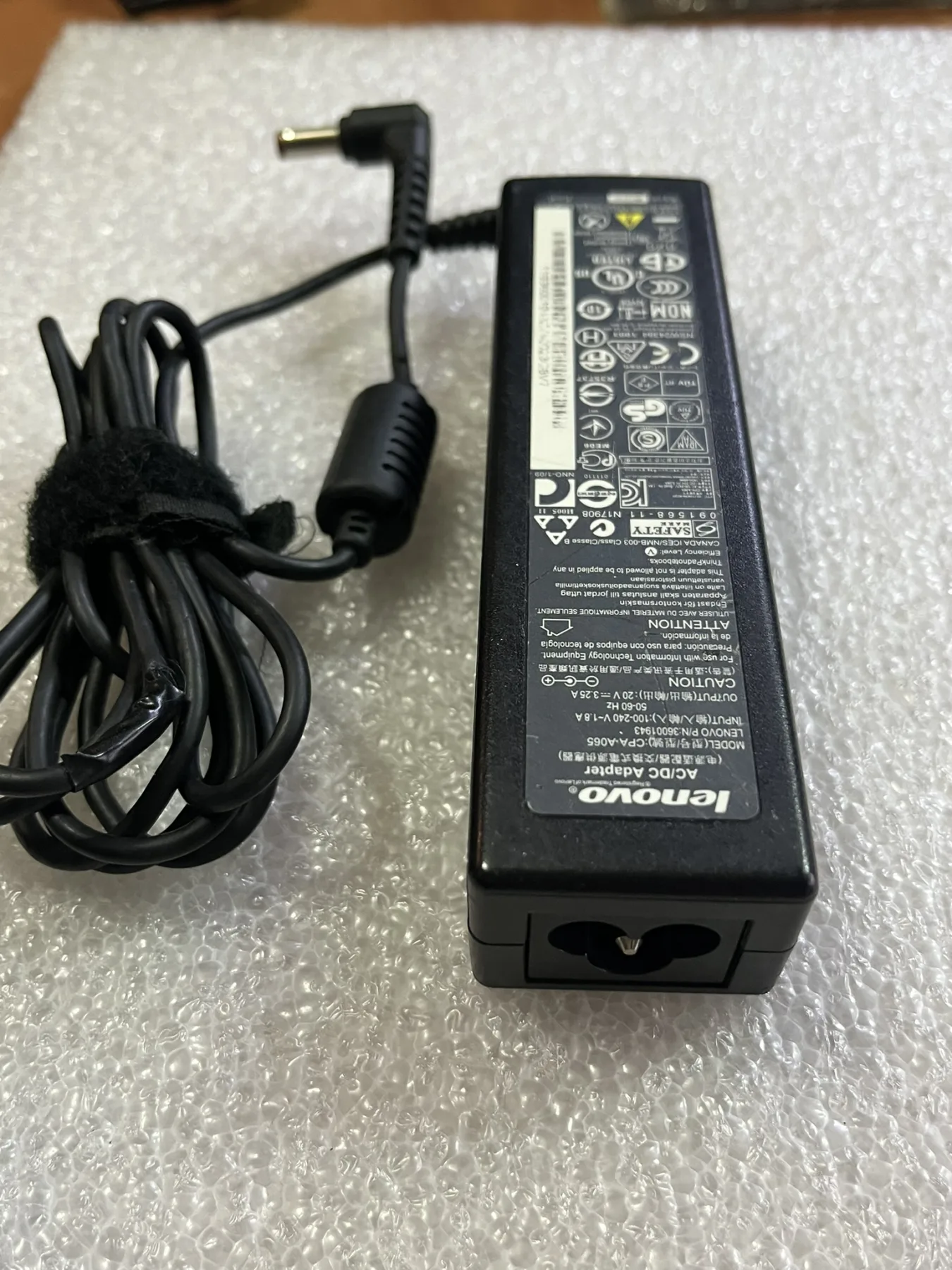 Lenovo Cpa-a065 20V 3.25A 64W LAPTOP ADAPTÖR ORJİNAL 2 EL ÜRÜN