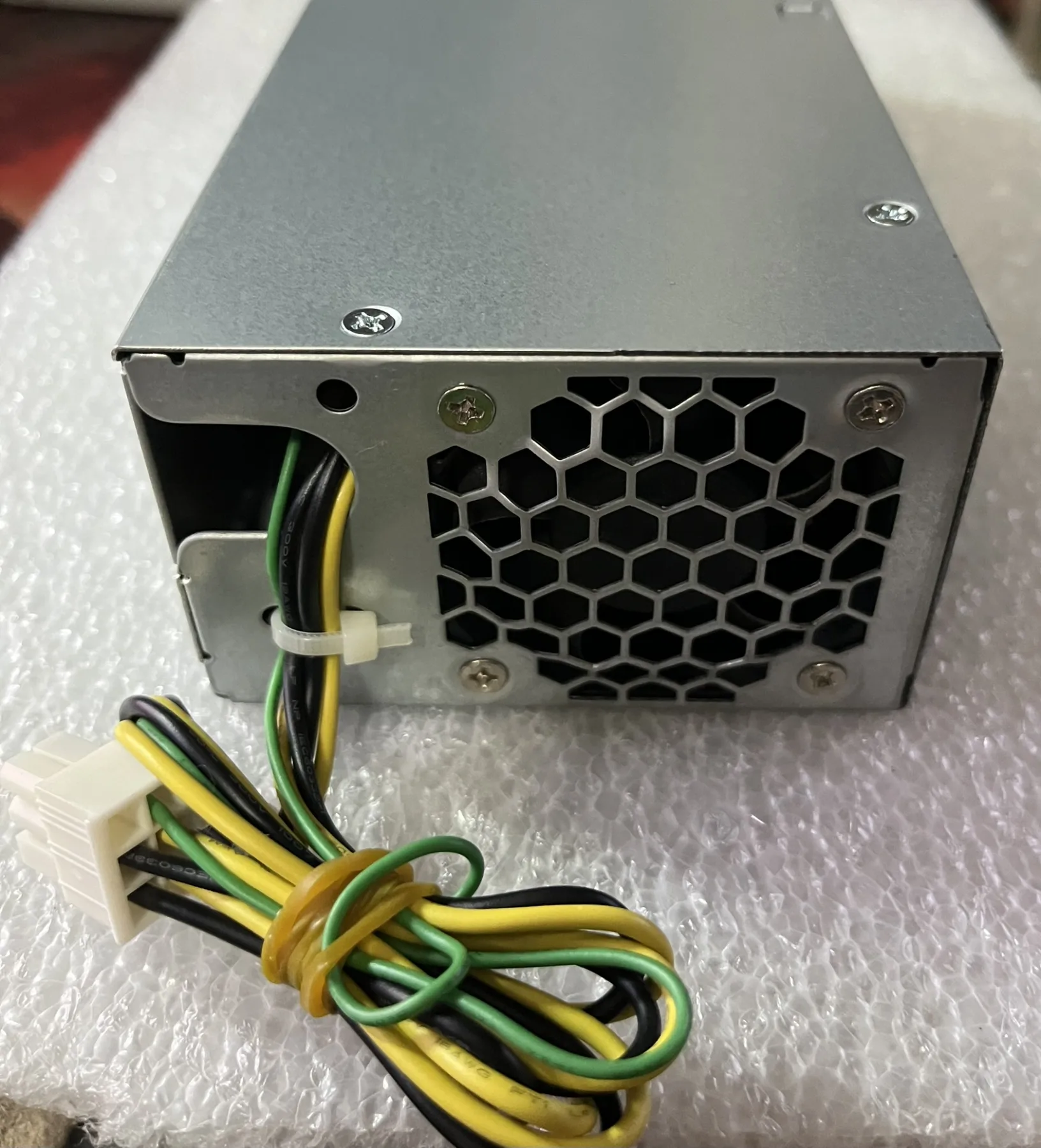 Lite-on Pa-1181-7 Lenovo 180W SFF Power Supply (2 EL Ürün)