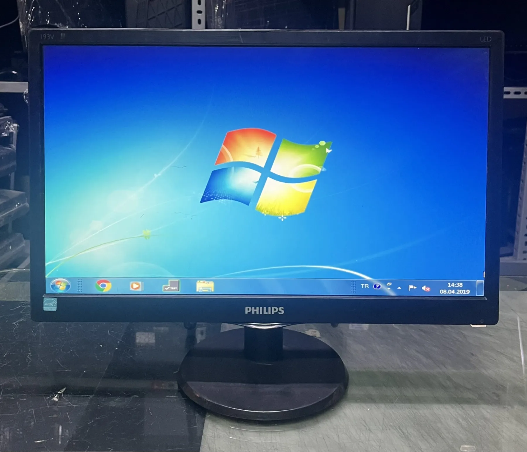 PHILIPS 193V5L 18.5 İNÇ WİDESCREEN LED MONİTÖR UYGUN FİYATLI