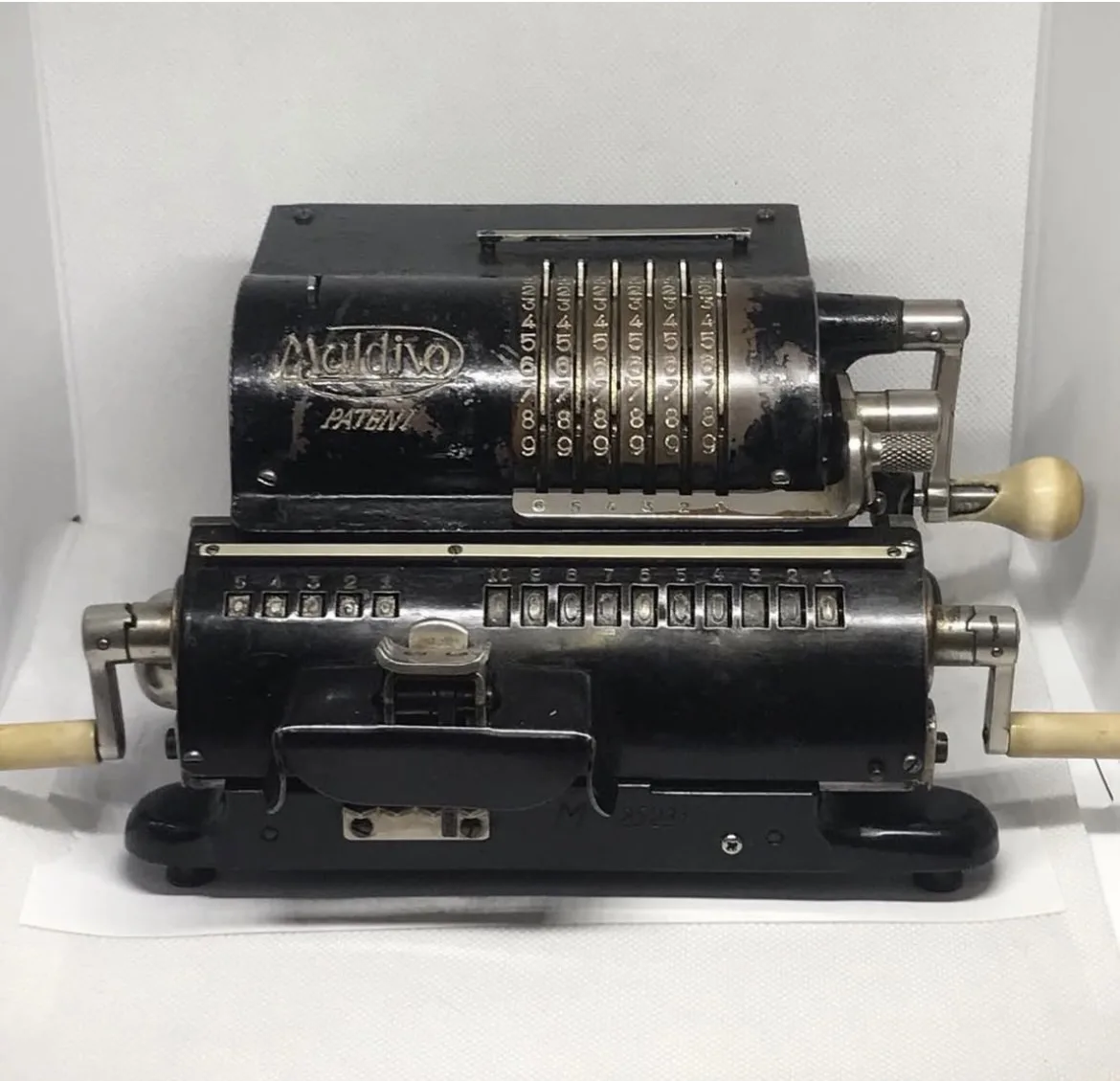 VİNTAGE Maldino Patent Mekanik Çarklı Hesap Makinesi 1920/29
