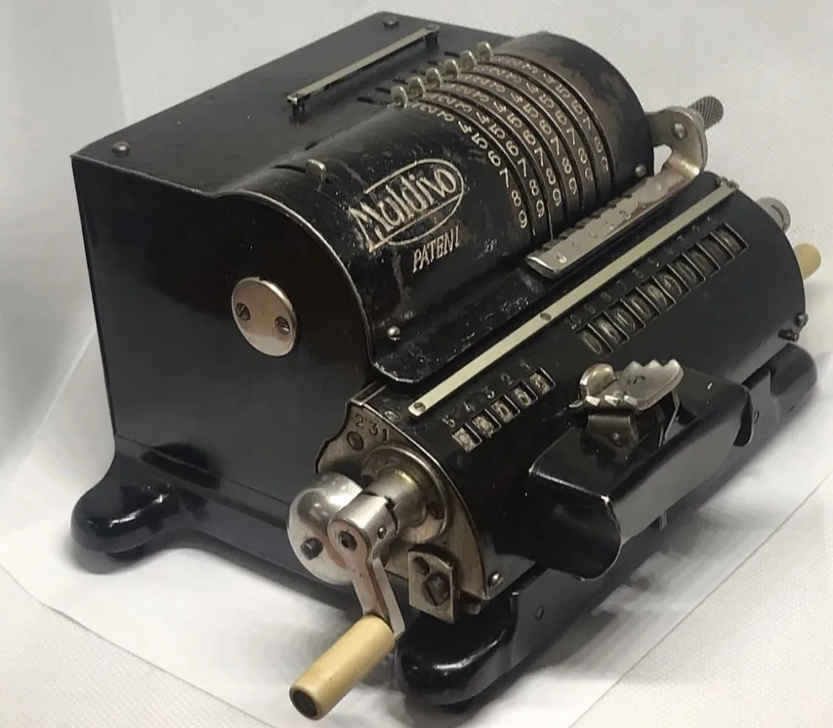 VİNTAGE Maldino Patent Mekanik Çarklı Hesap Makinesi 1920/29