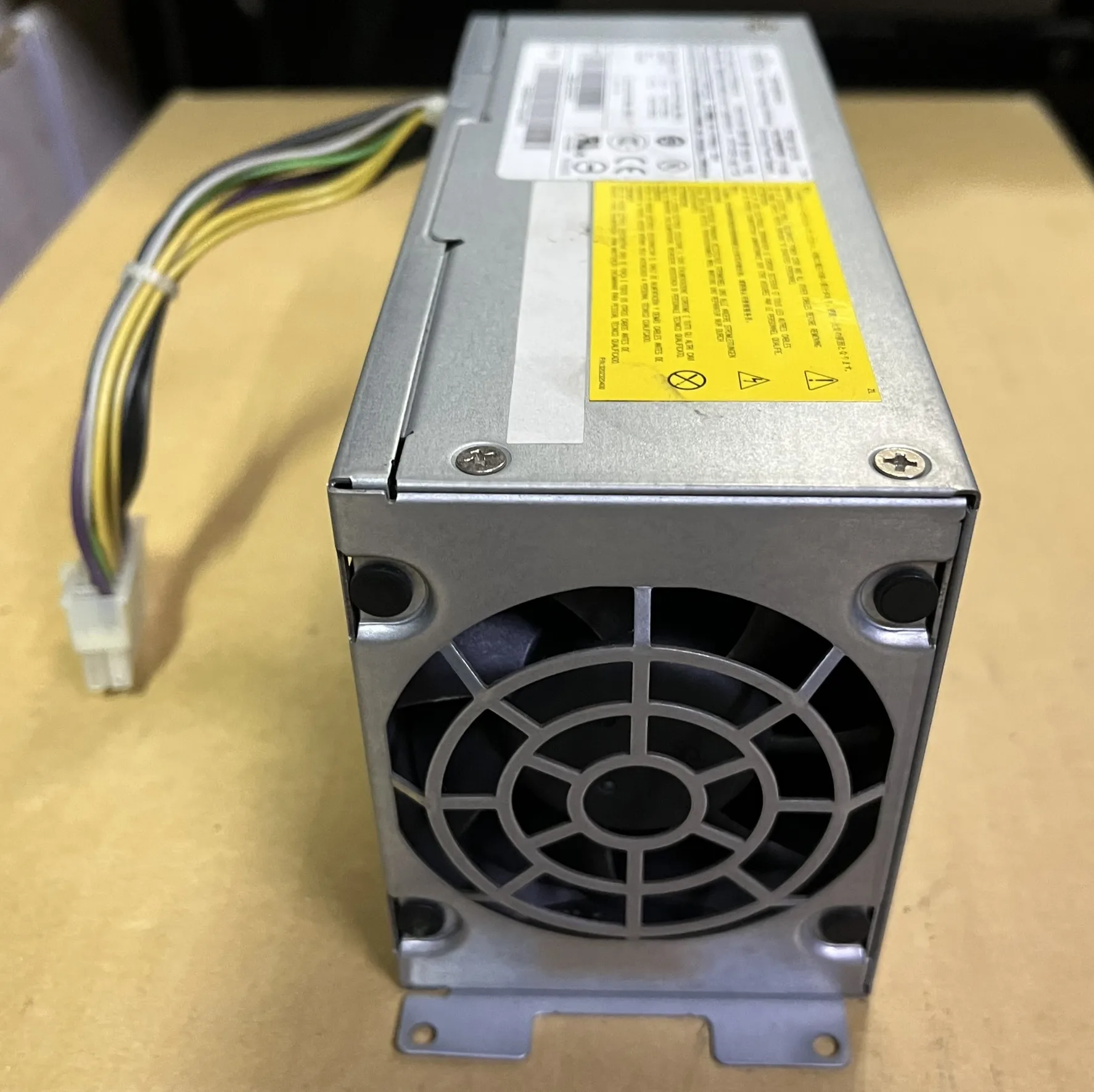 FUJİTSU Dps-250ab-62-a S26113-e563-v50-01 250W Power Supply