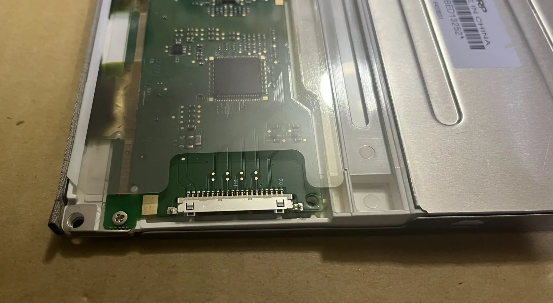 SHARP LQ121S1LG44 12.1 İNÇ Tft-lcd EKRAN PANEL 800X600