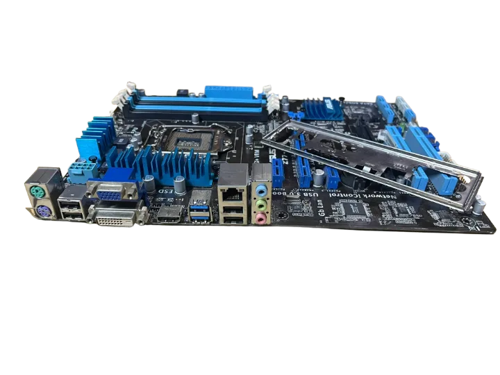 Asus Z77-a Intel Z77 Soket 1155 DDR3 2400mhz(o.c.) ATX Anakart (2 EL Ürün)